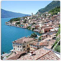 Blick auf Limone limone, gardasee